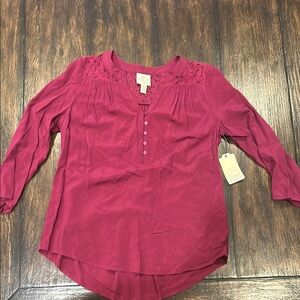 Women’s 3/4 Sleeve Magenta Top